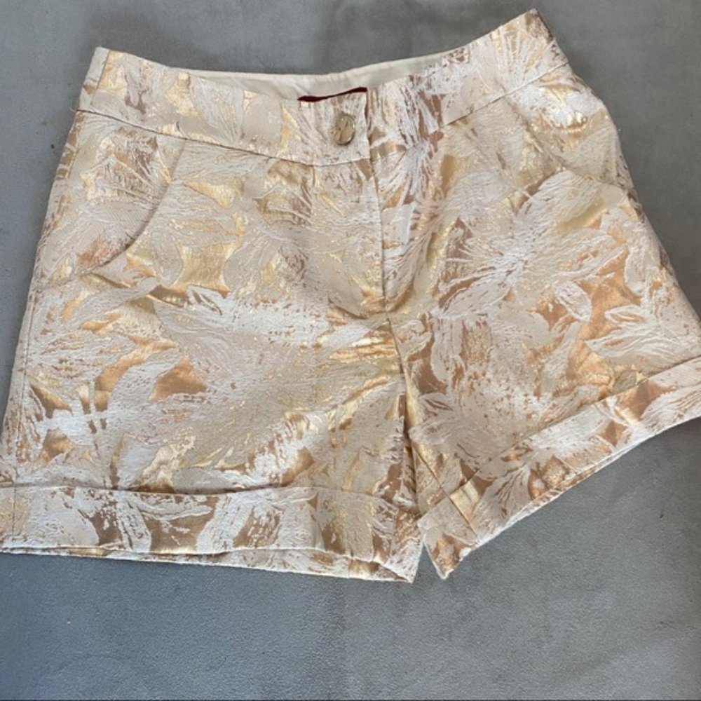 Ted Baker gold and whit floral shorts. Size 1.